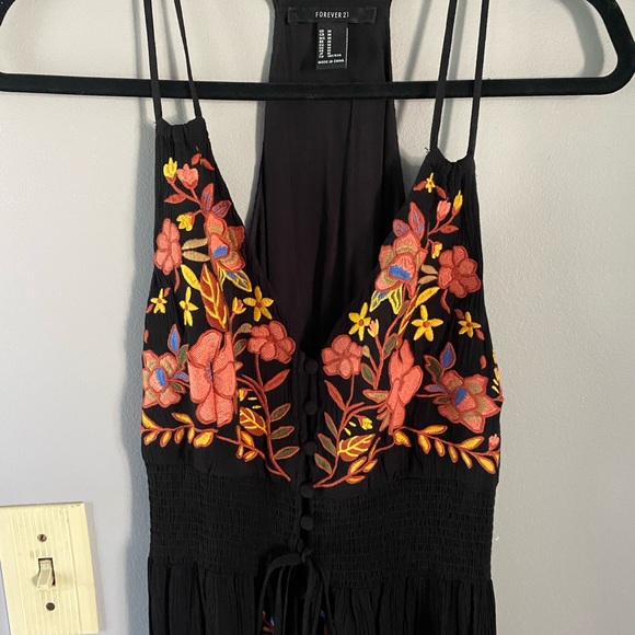 Black with Floral Detail Dress - Picture 2 of 6